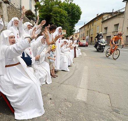 Tour-de-France-2015-Sierra-Leone-stamperija-nun-bicycle-stamp-velo-timbre-Fahrrad-Briefmarke-Philatelie